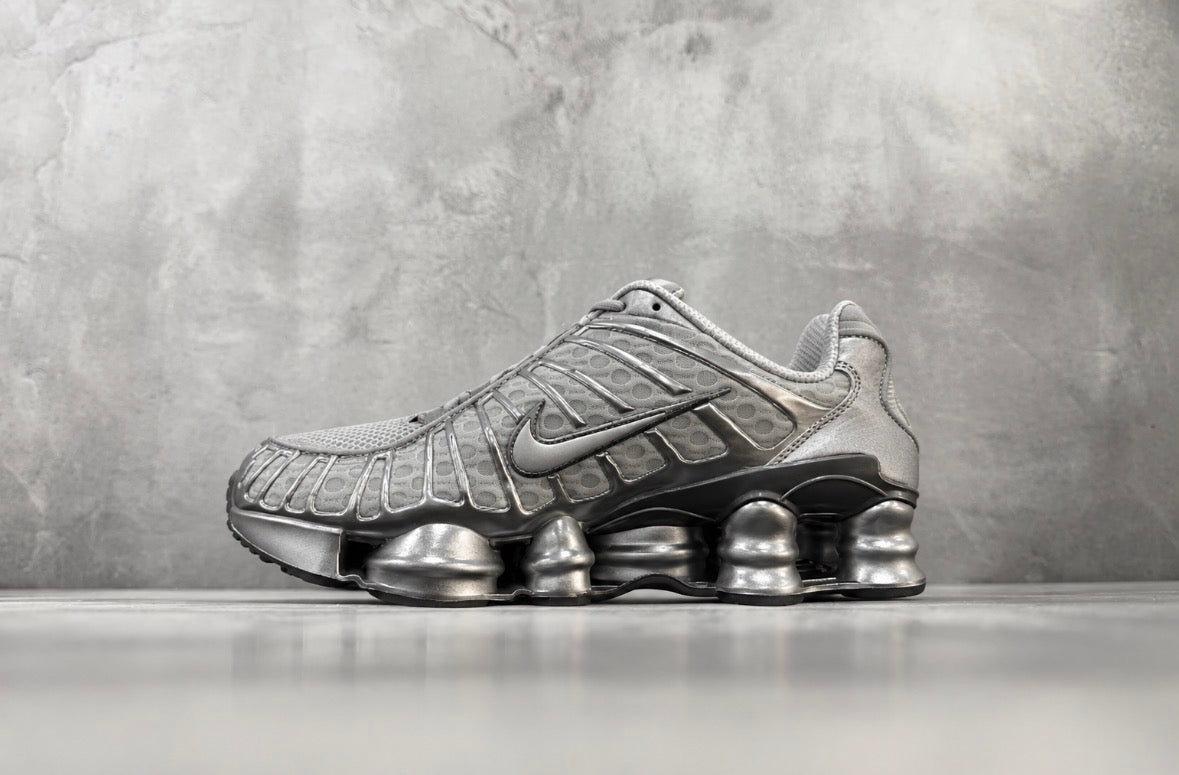 Nike Shox silber
