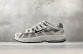 Nike P-6000 weiß-grau-schwarz