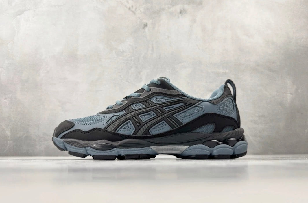 ASICS Gel 1130 NYC RGD schwarz-blau