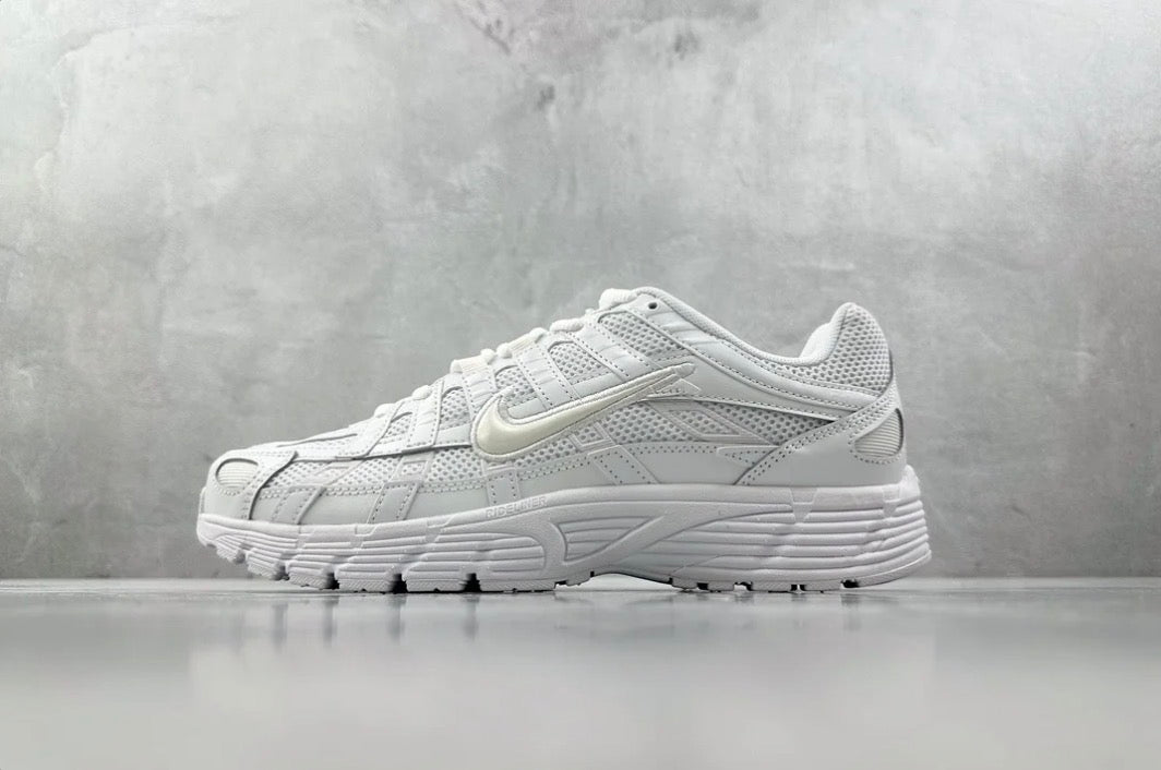 Nike P-6000 weiß-weiß