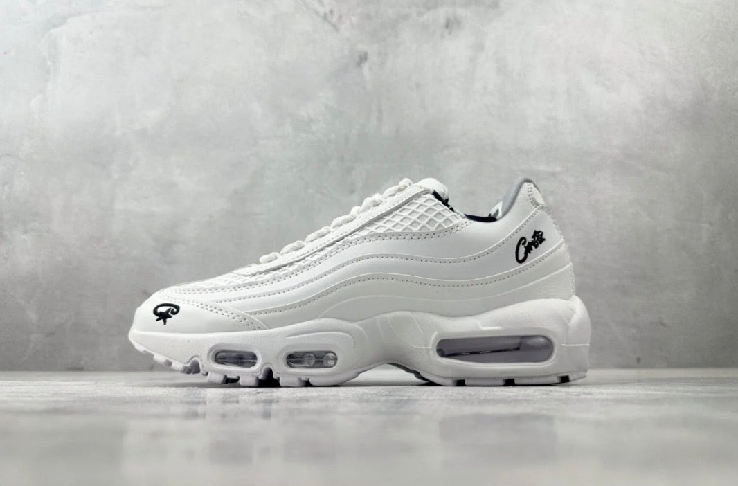 Nike Air Max 95 weiß FB2